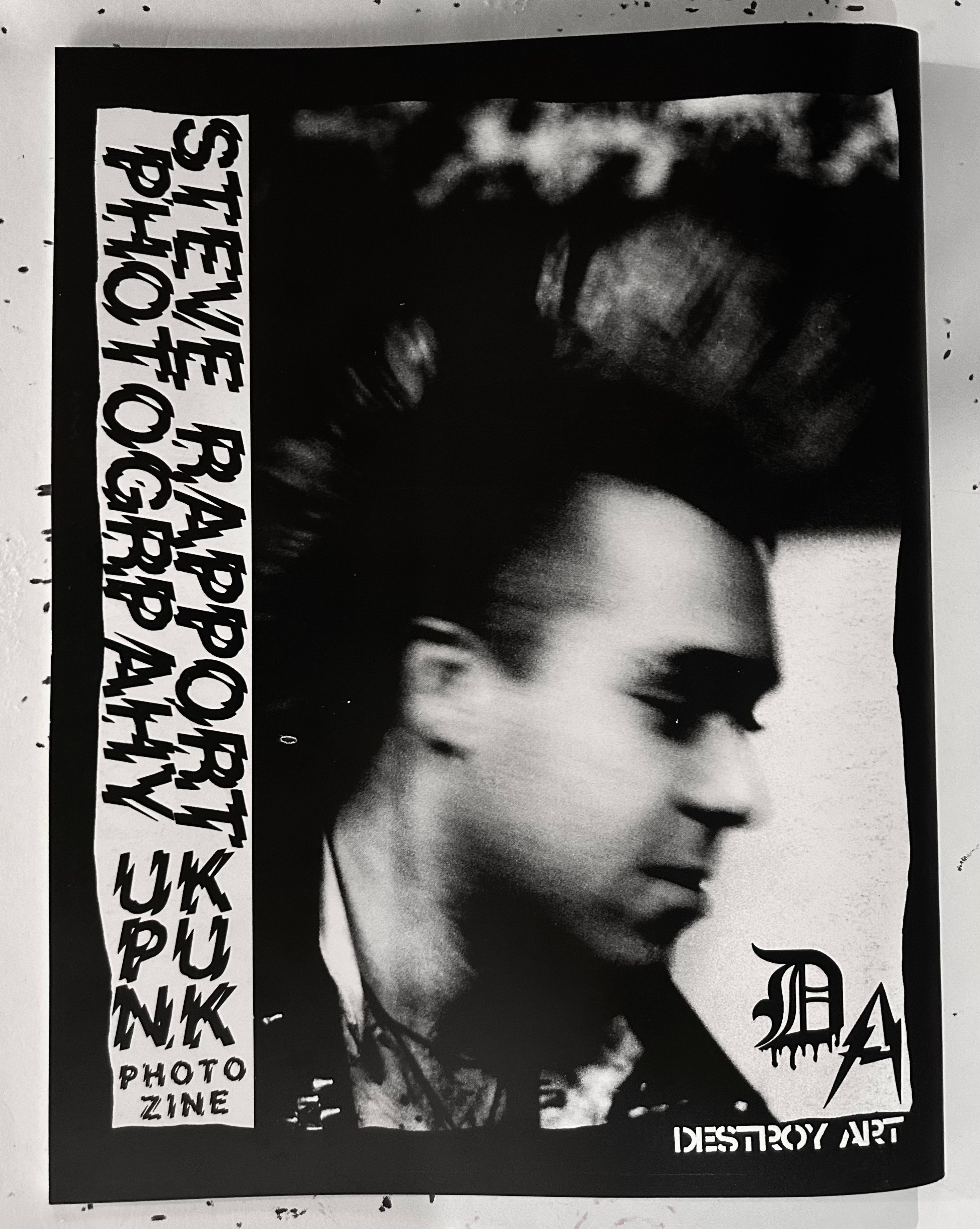 Steve Rapport “UK PUNK” Photozine