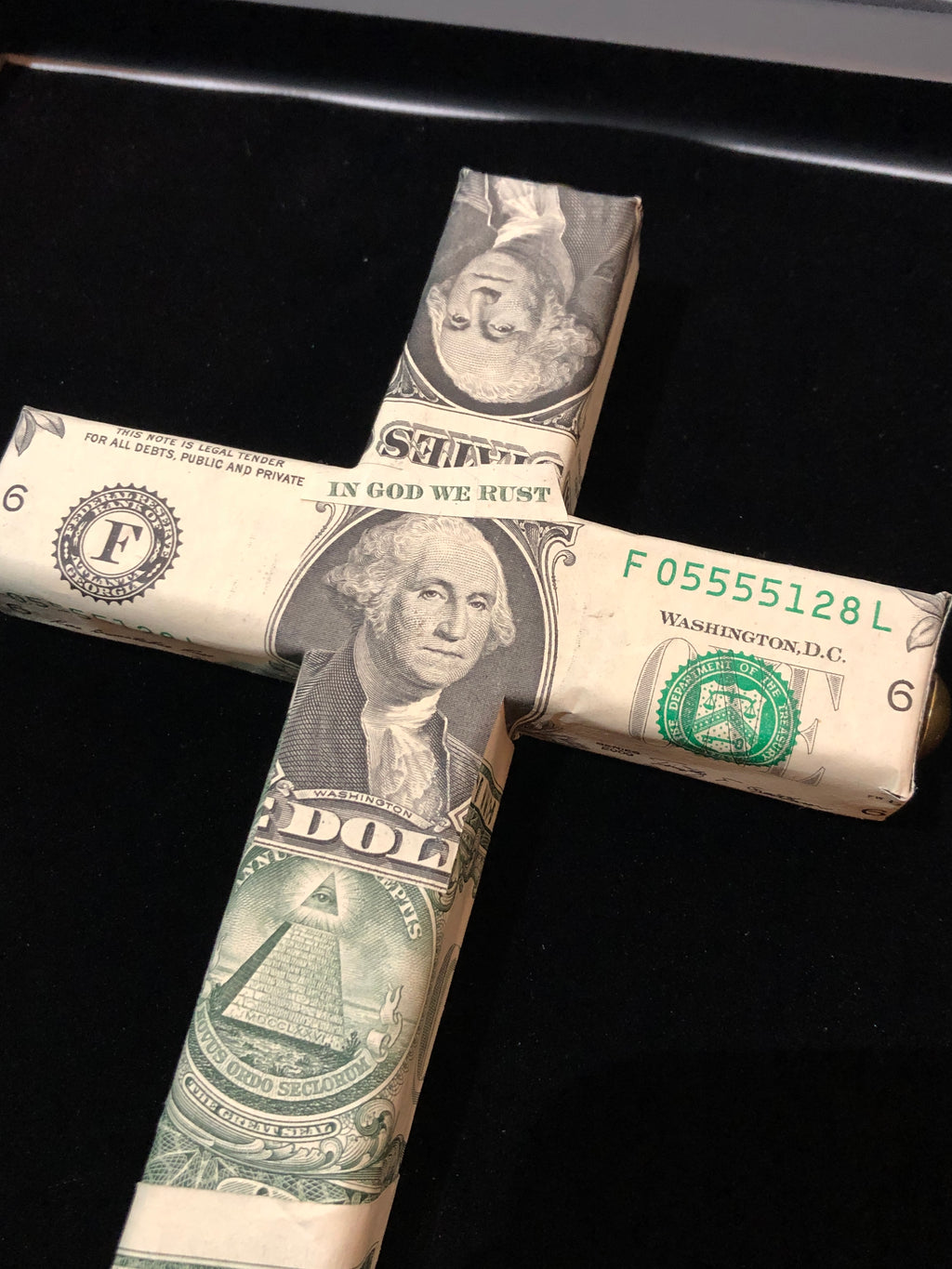 Winston Smith "In God We Rust" (2022)