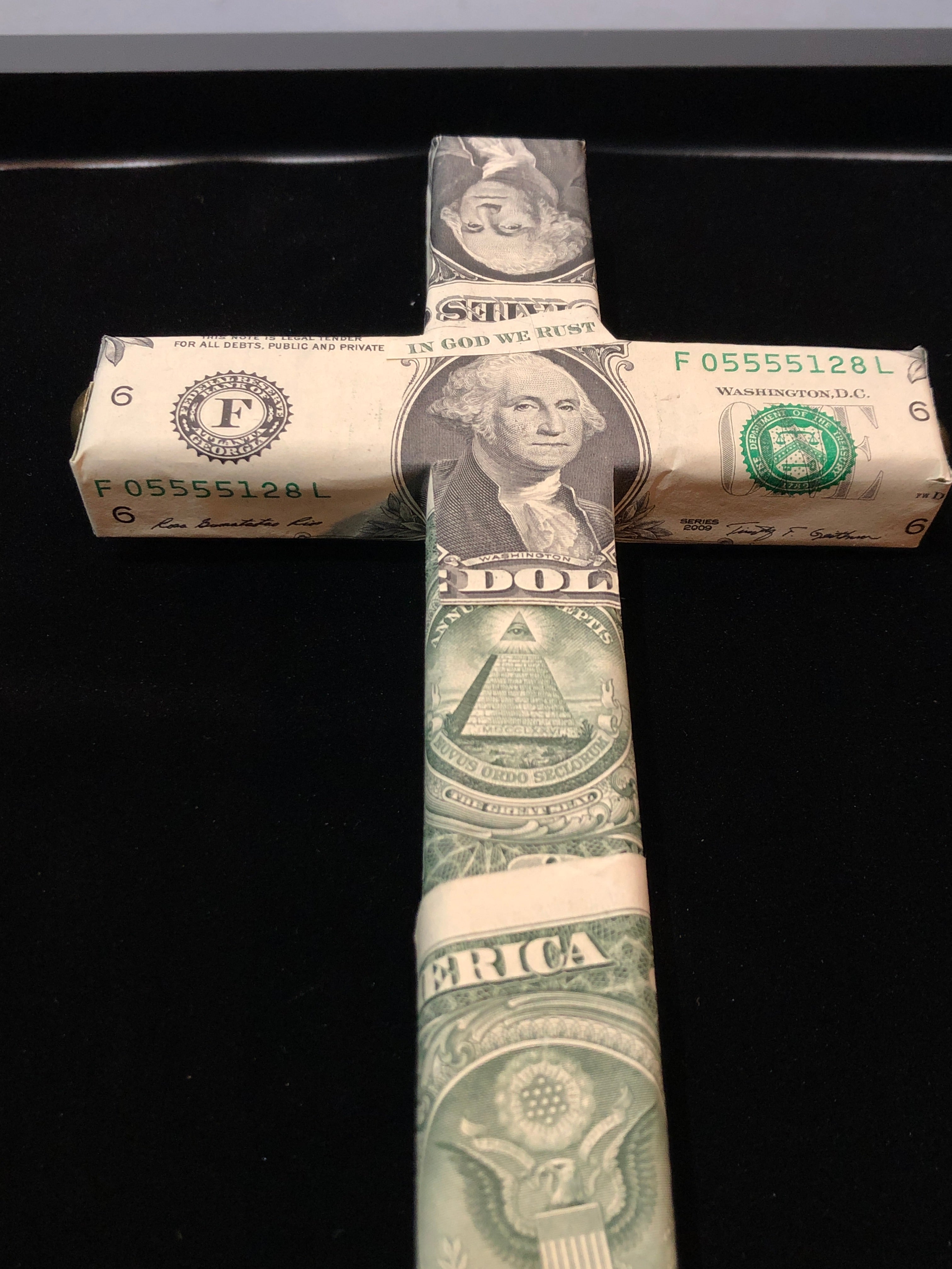 Winston Smith "In God We Rust" (2022)