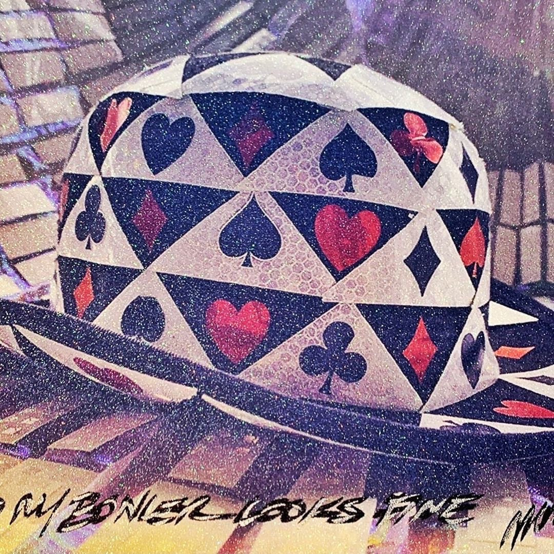 Monkey "Suits Bowler" Print