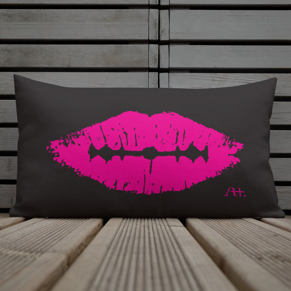 Beto Janz "Kiss" Pillow