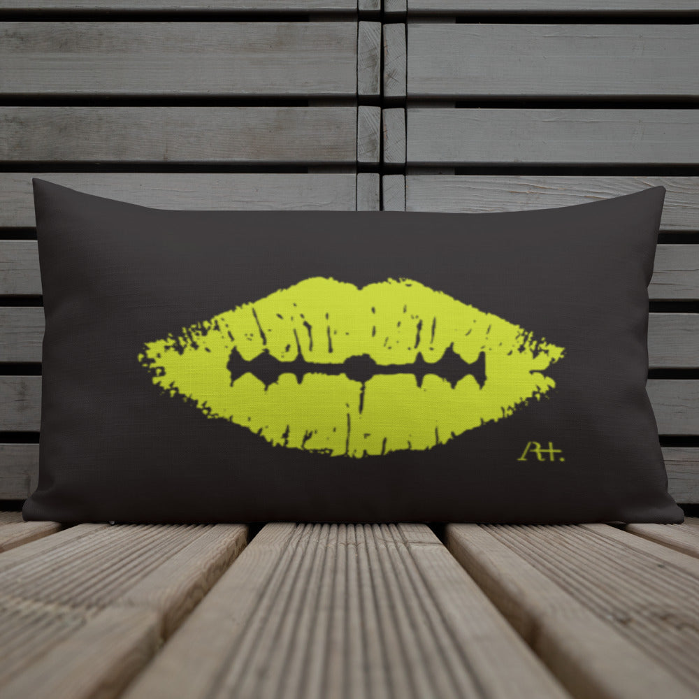 Beto Janz "Kiss" Pillow