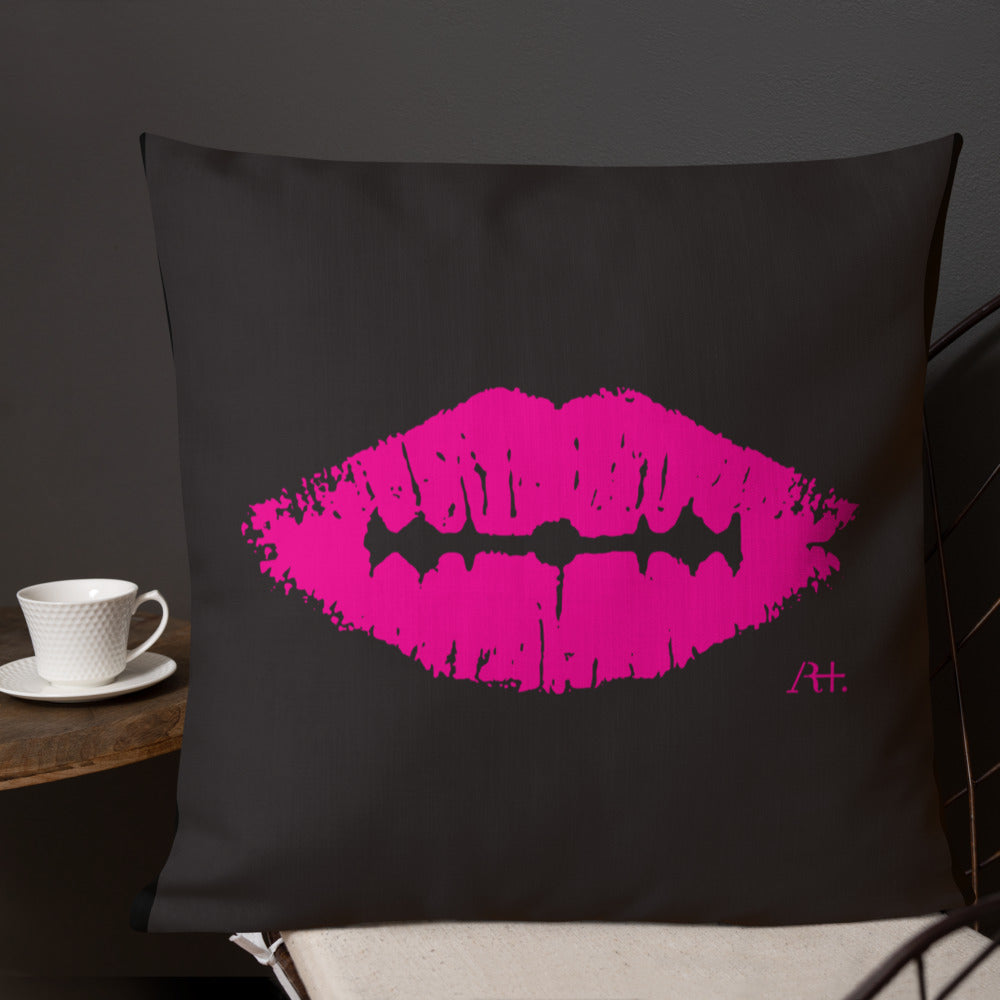 Beto Janz "Kiss" Pillow