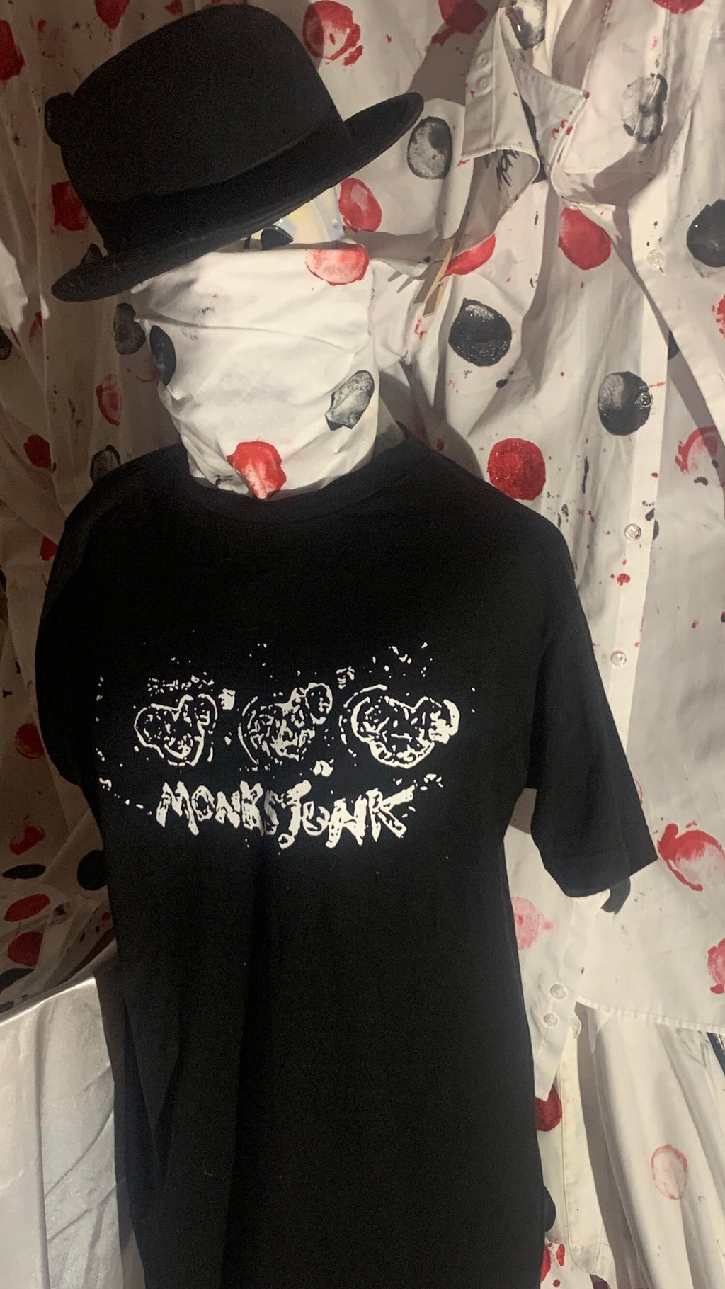 Monkey "Monks Junk" T-shirt