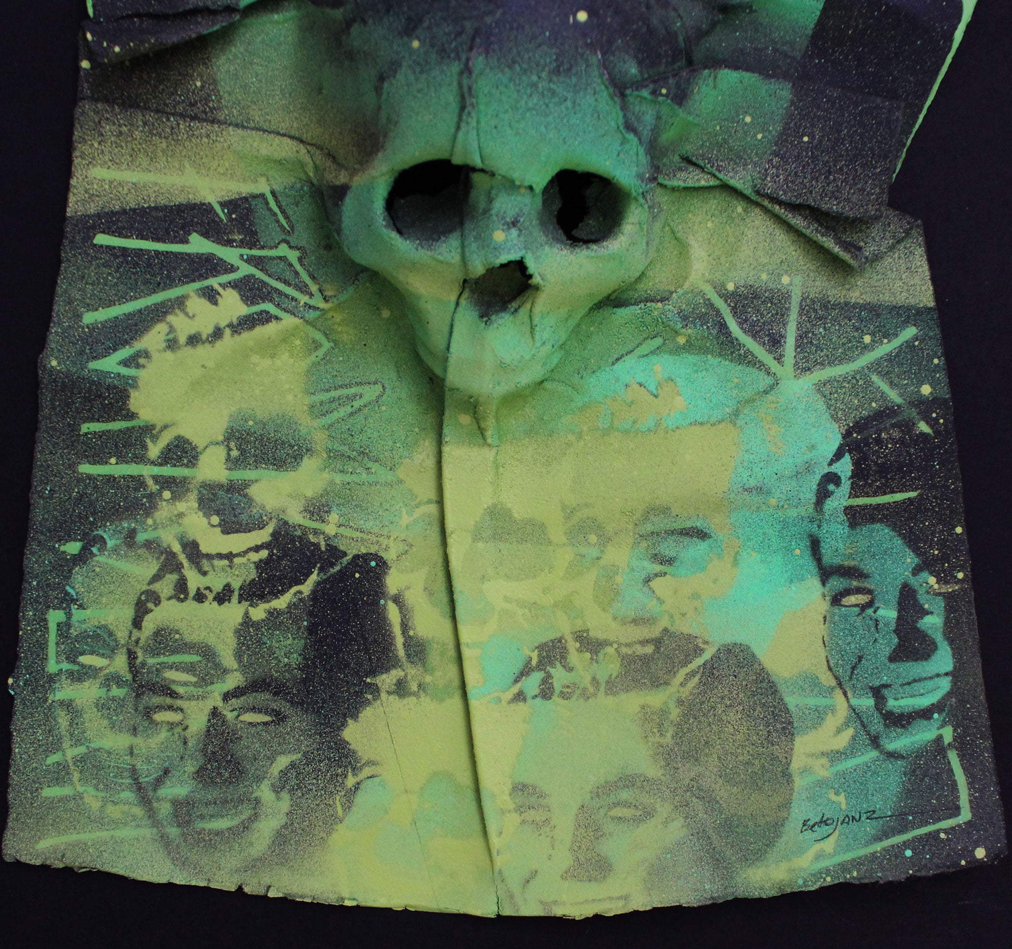 Beto Janz "Skull Paper Green" (2015)
